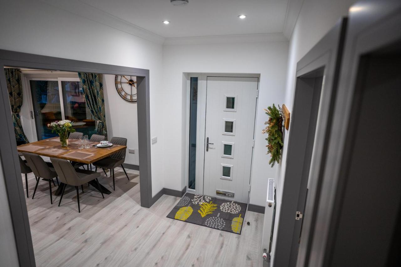 Heather House , Luxury Holiday House In 피틀로크리 외부 사진